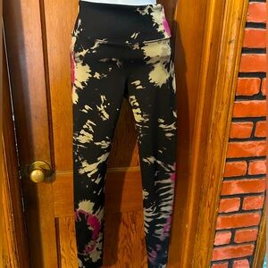 Noli Black/Pink Tie-Dye Leggings